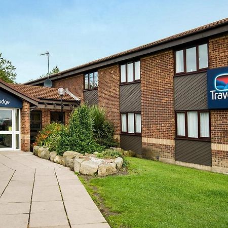 Travelodge Newcastle Whitemare Pool Low Walker Экстерьер фото