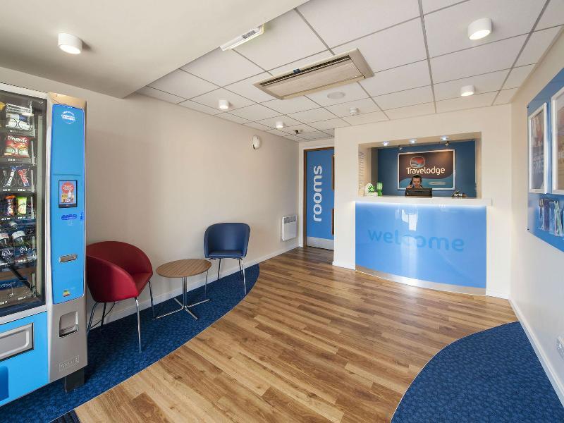 Travelodge Newcastle Whitemare Pool Low Walker Экстерьер фото