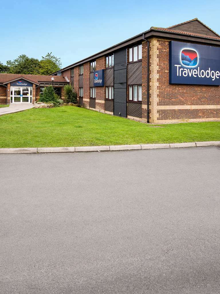 Travelodge Newcastle Whitemare Pool Low Walker Экстерьер фото